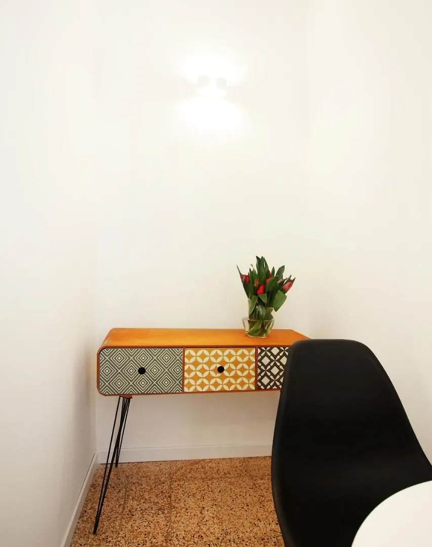 Le Quinte Del Bellini Bed & Breakfast Naples