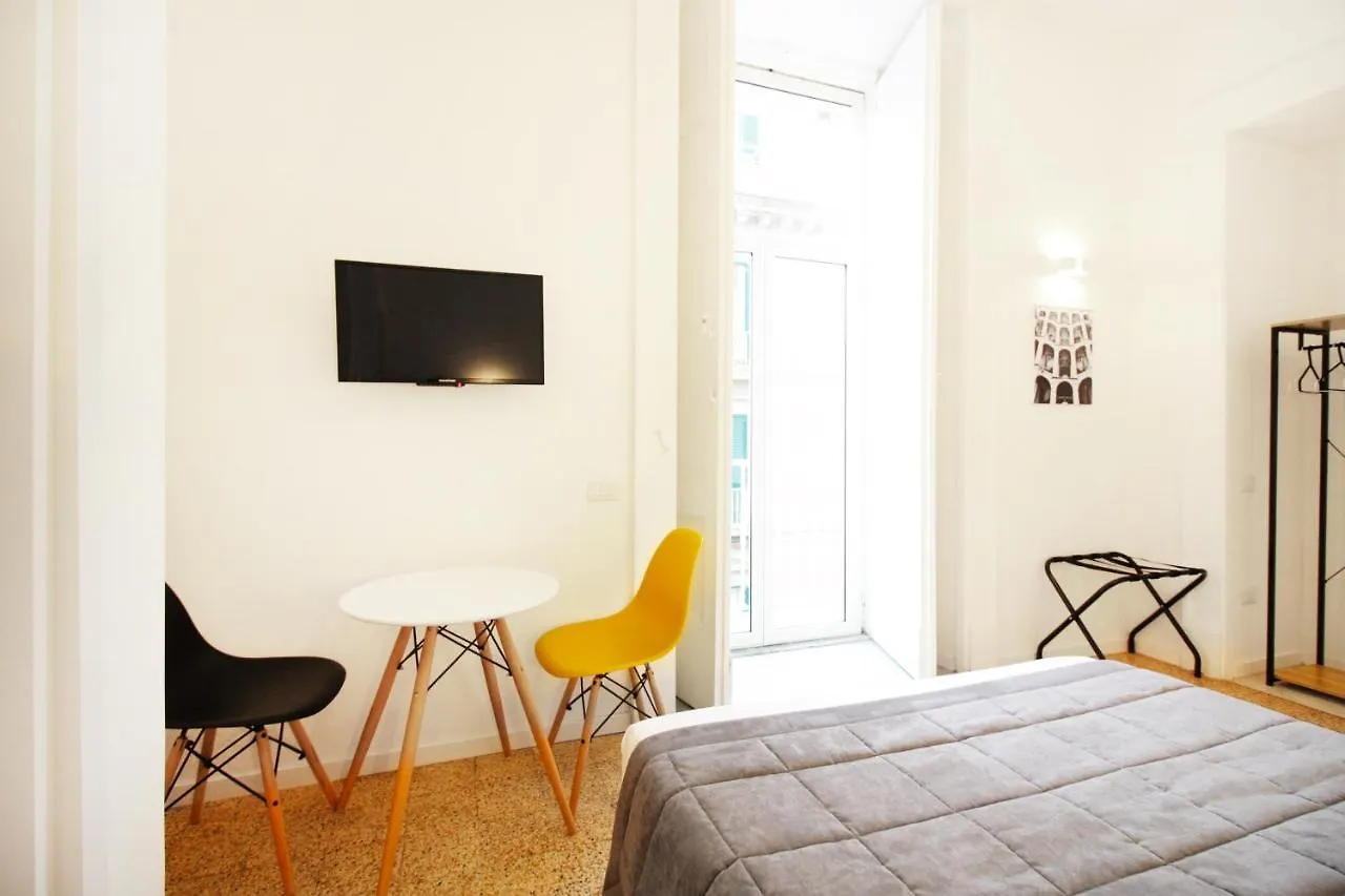 Le Quinte Del Bellini Bed & Breakfast Naples