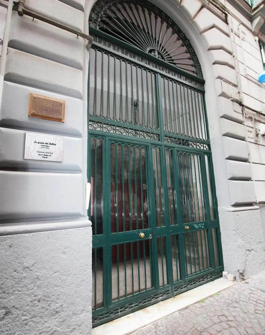 Le Quinte Del Bellini Bed & Breakfast Naples Italy