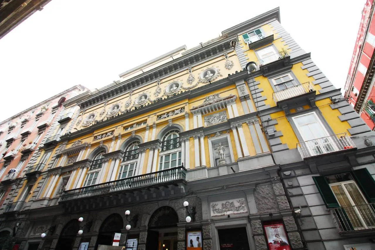 Le Quinte Del Bellini Bed & Breakfast Naples